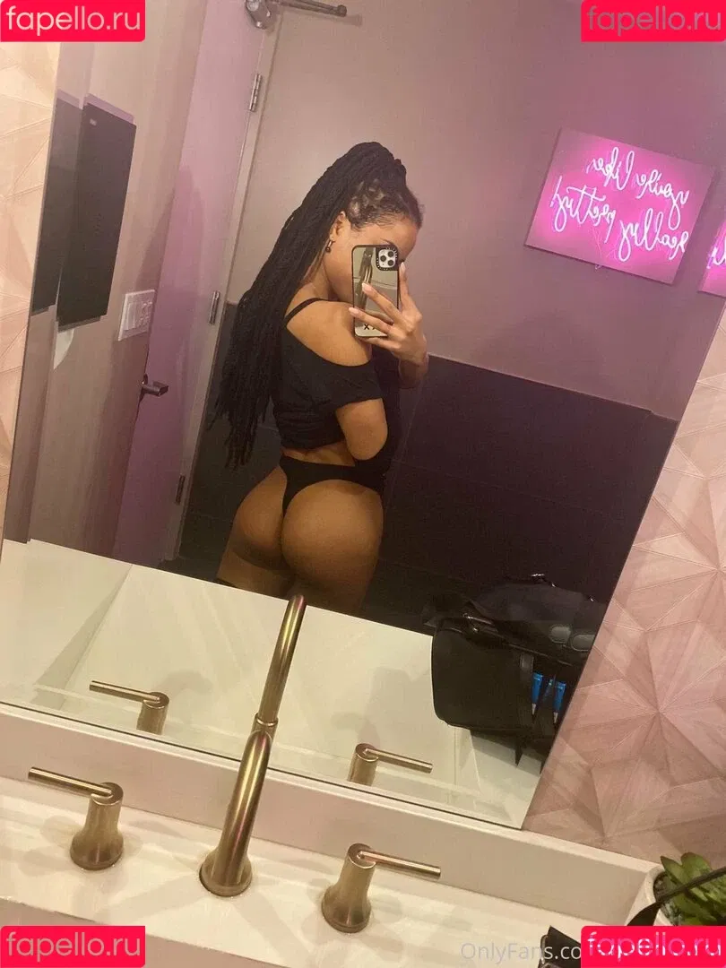 thekiranoir Onlyfans Photo Gallery 
