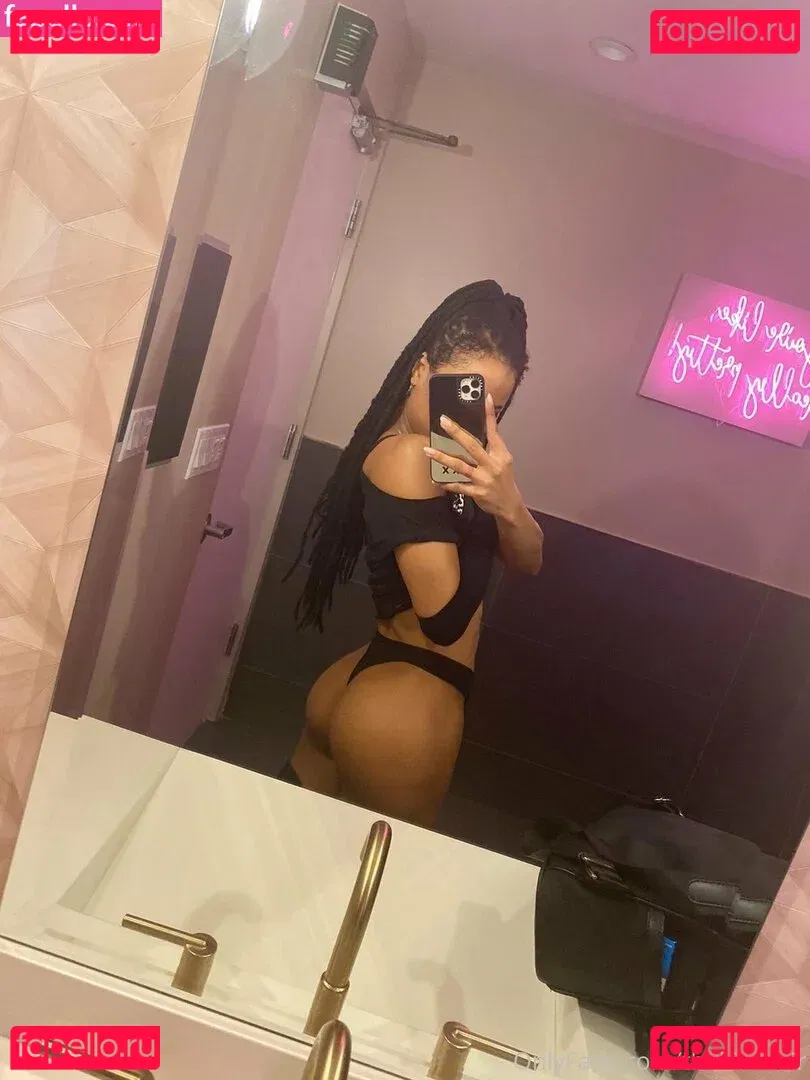 thekiranoir Onlyfans Photo Gallery 