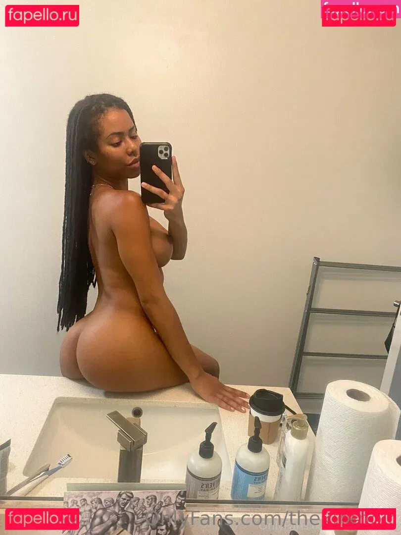 thekiranoir Onlyfans Photo Gallery 
