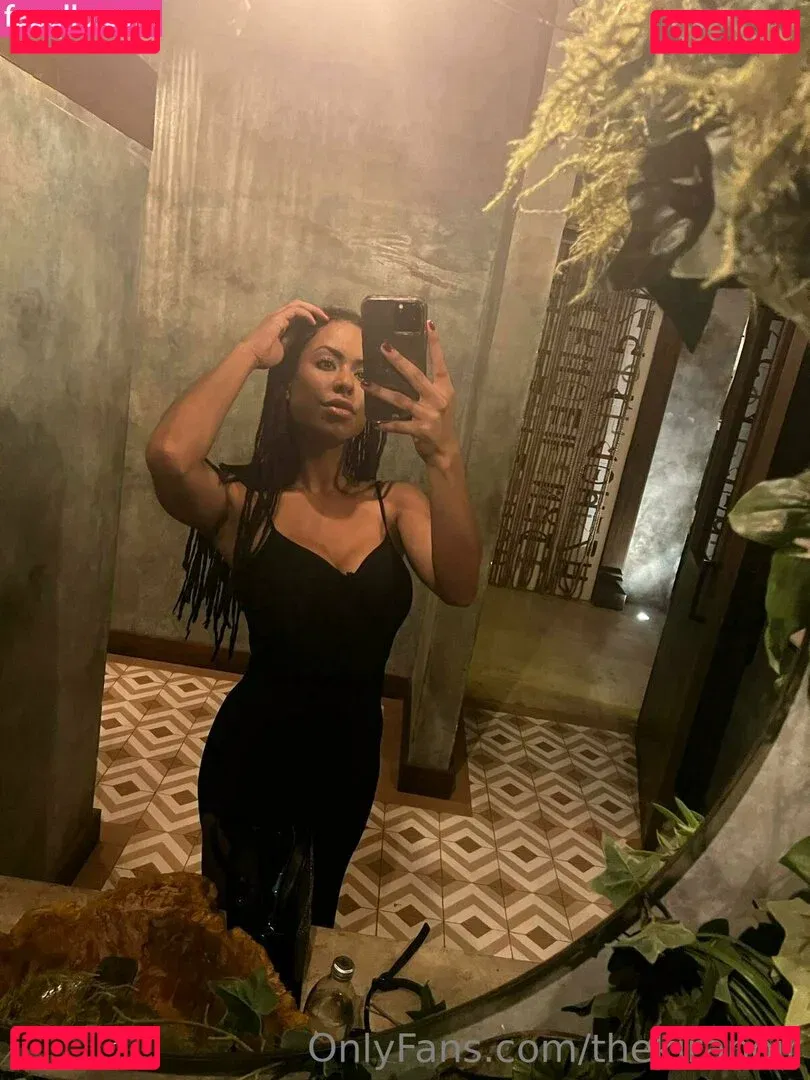 thekiranoir Onlyfans Photo Gallery 