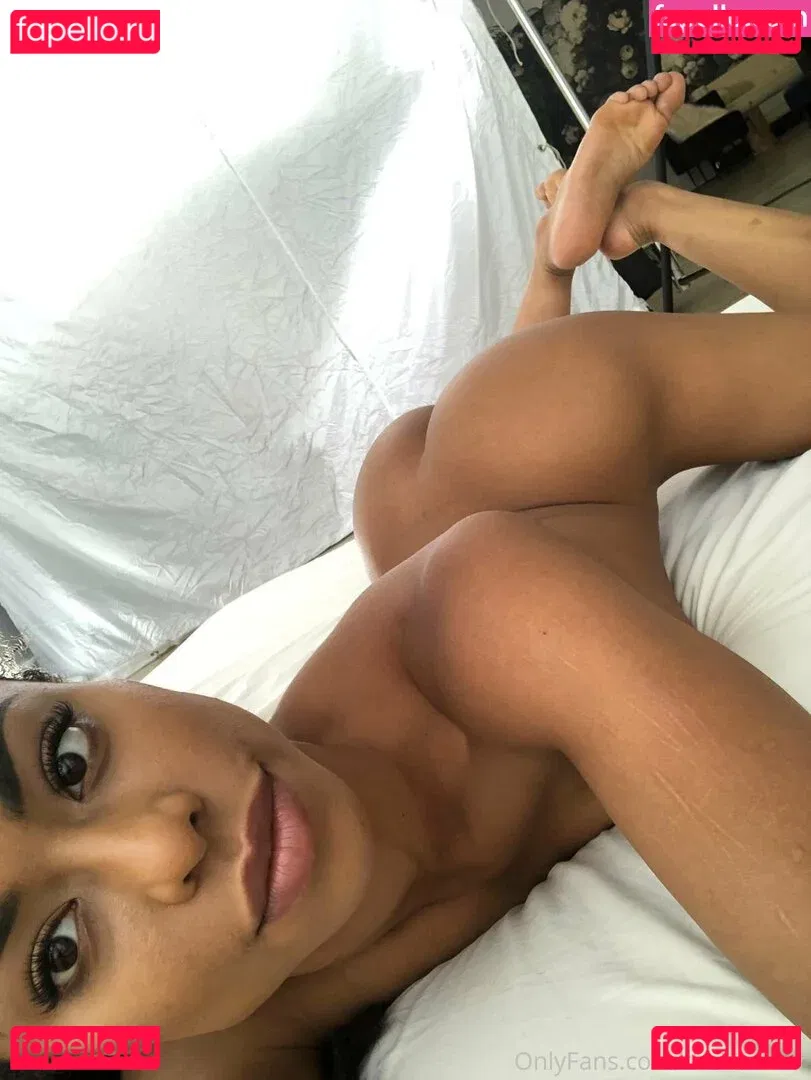 thekiranoir Onlyfans Photo Gallery 