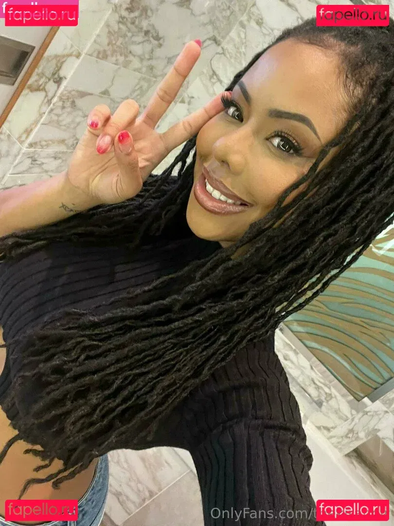 thekiranoir Onlyfans Photo Gallery 