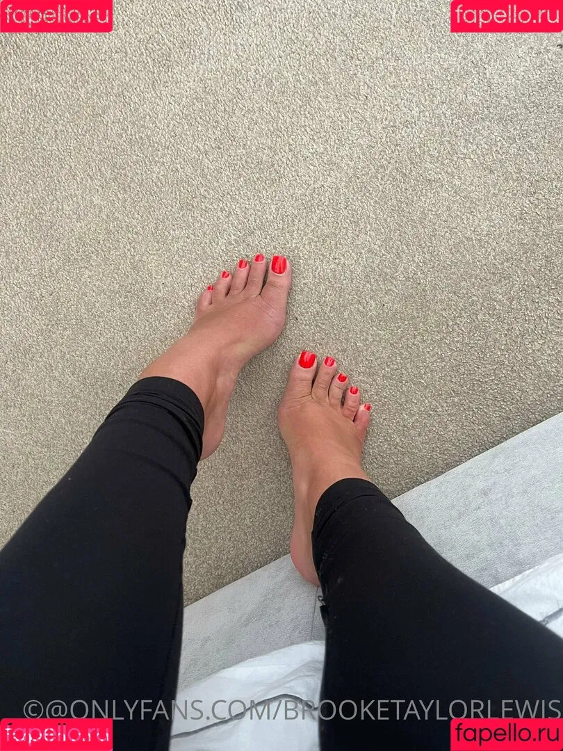 Brooketaylorlewis Onlyfans Photo Gallery 