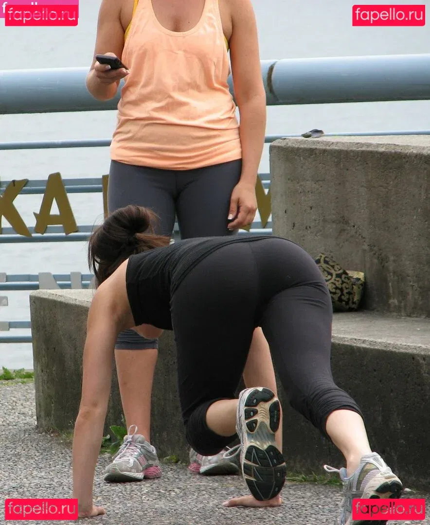 Kristin Kreuk Onlyfans Photo Gallery 