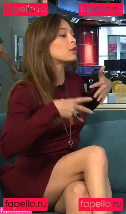 Kristin Kreuk Onlyfans Photo Gallery 