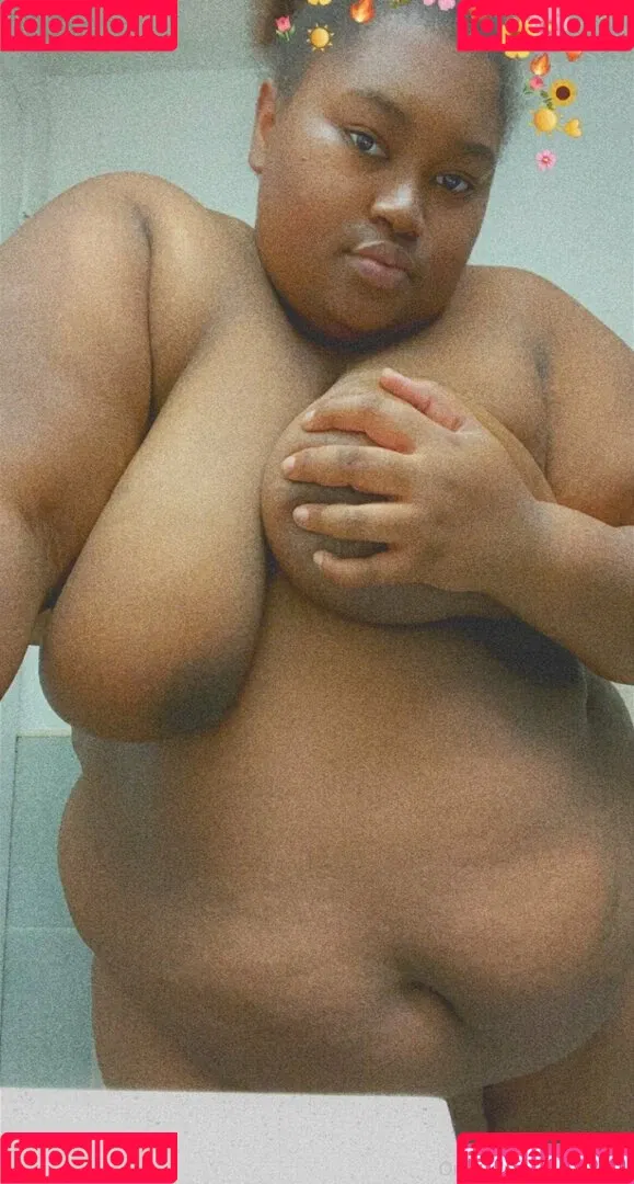 nayizx3 Onlyfans Photo Gallery 