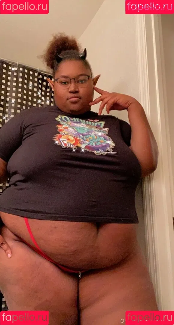 nayizx3 Onlyfans Photo Gallery 
