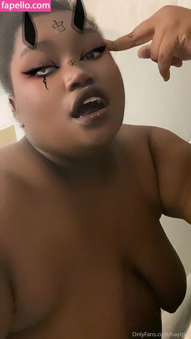 nayizx3 Onlyfans Photo Gallery 