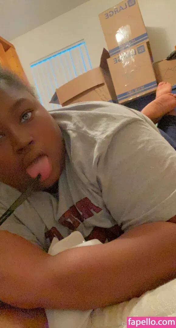 nayizx3 Onlyfans Photo Gallery 