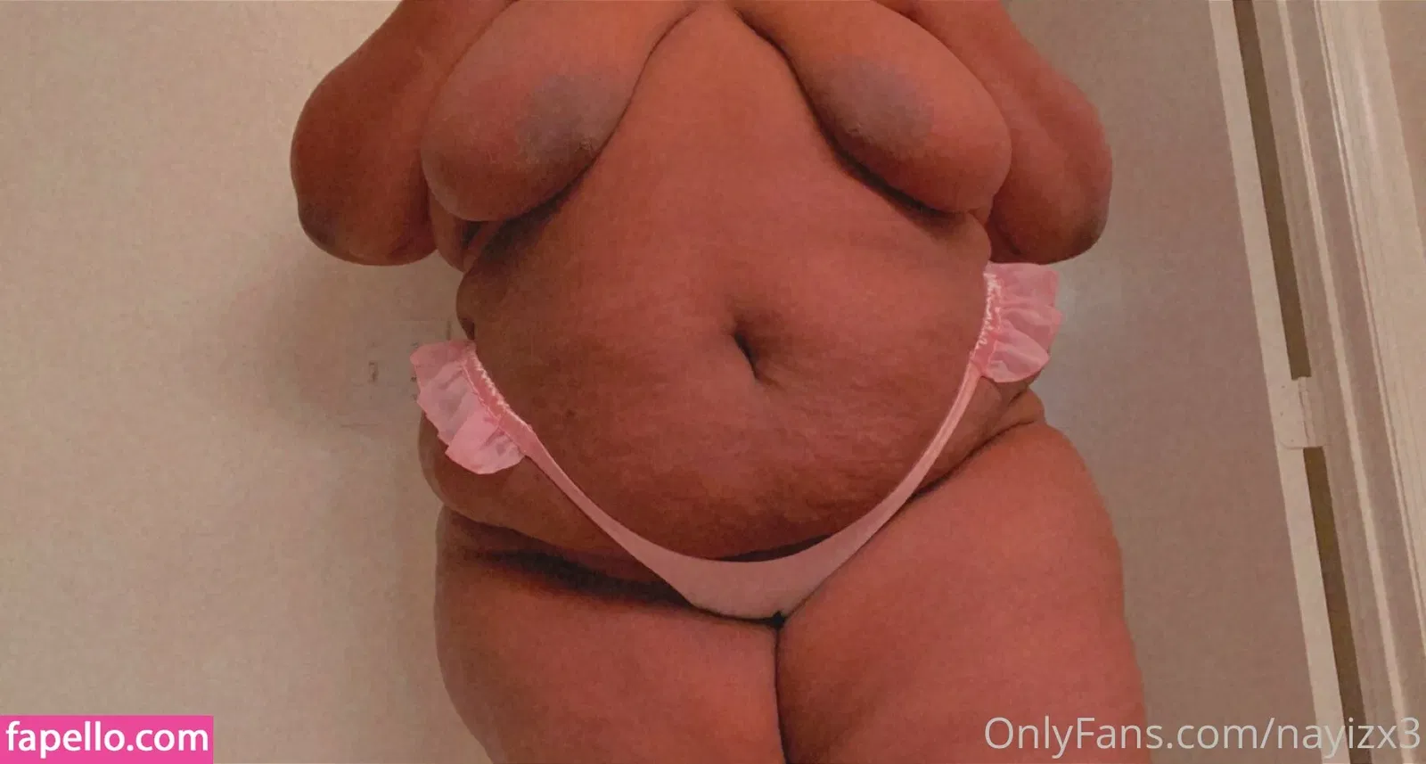 nayizx3 Onlyfans Photo Gallery 