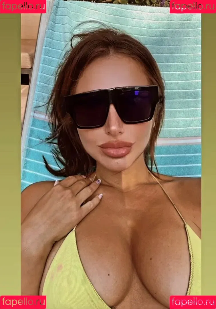 Katherine Eftekhari Onlyfans Photo Gallery 