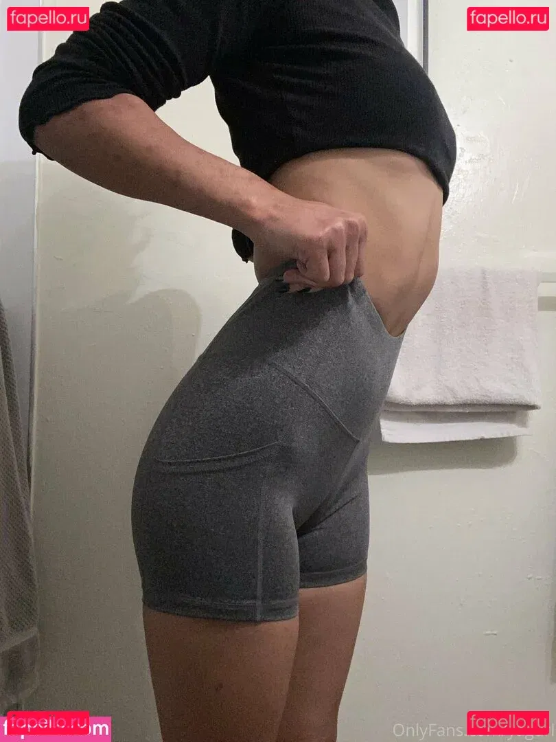 yagurl Onlyfans Photo Gallery 