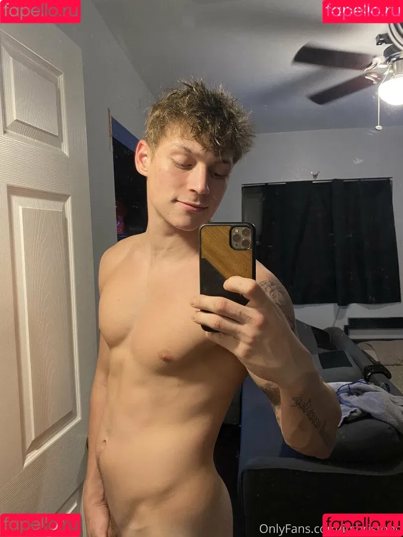 hungodeyfree Onlyfans Photo Gallery 