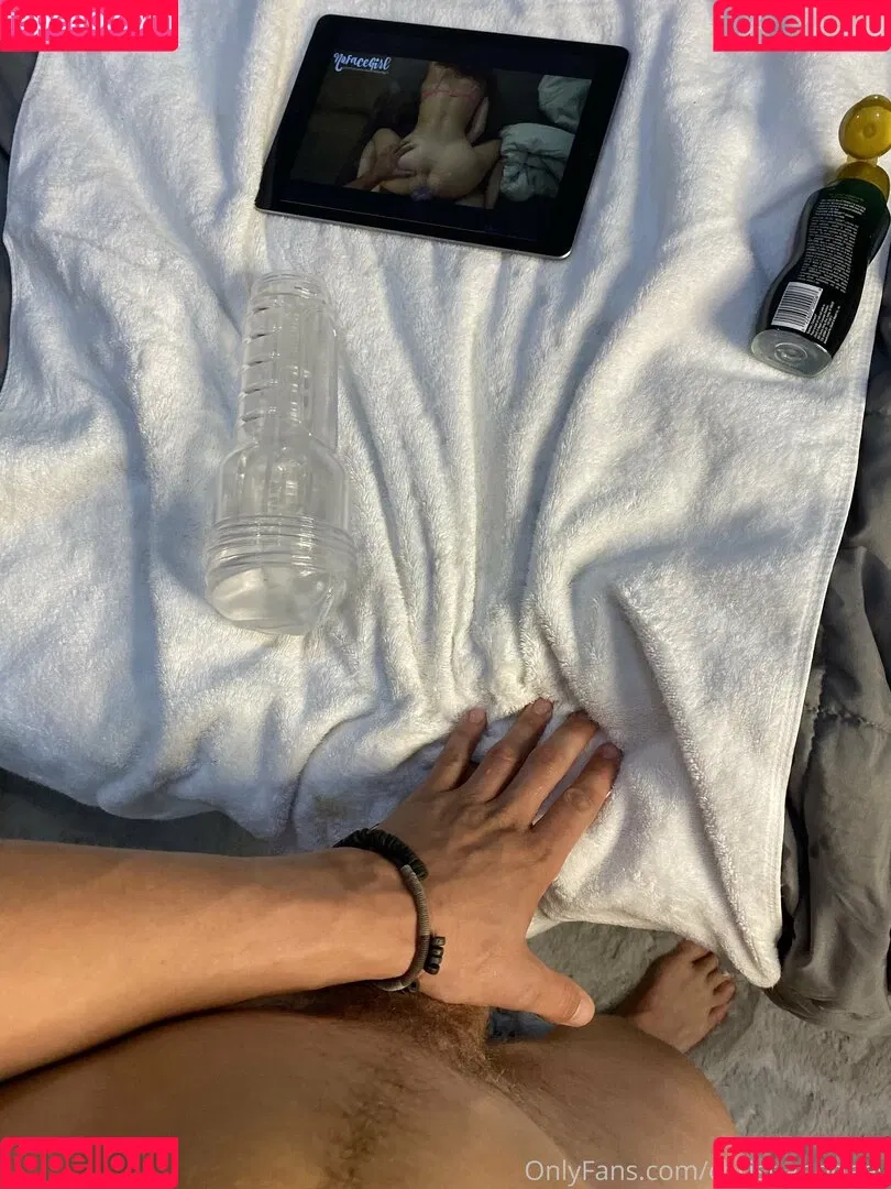 hungodeyfree Onlyfans Photo Gallery 