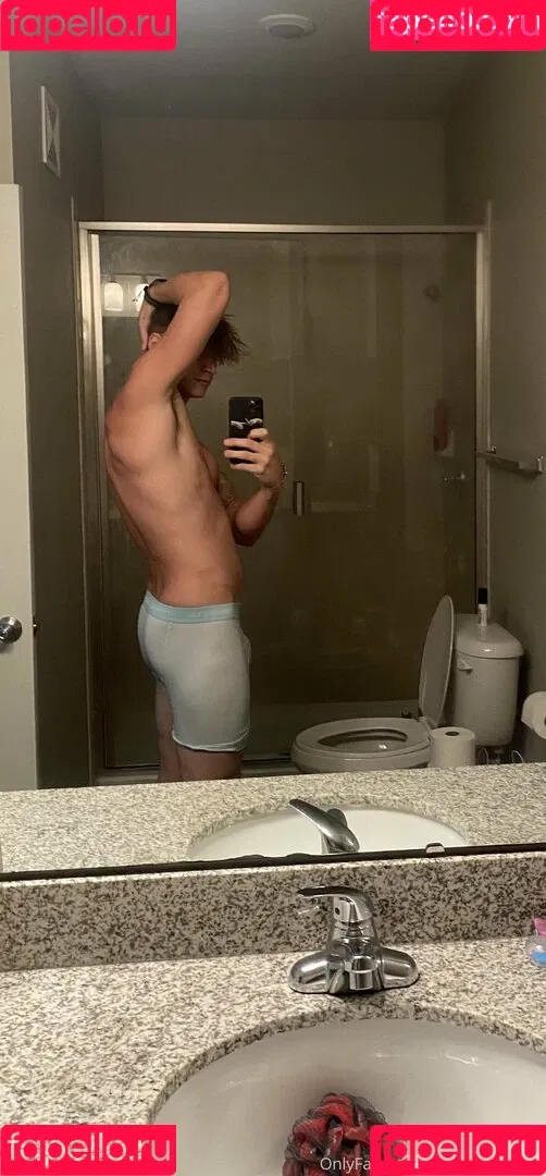 hungodeyfree Onlyfans Photo Gallery 