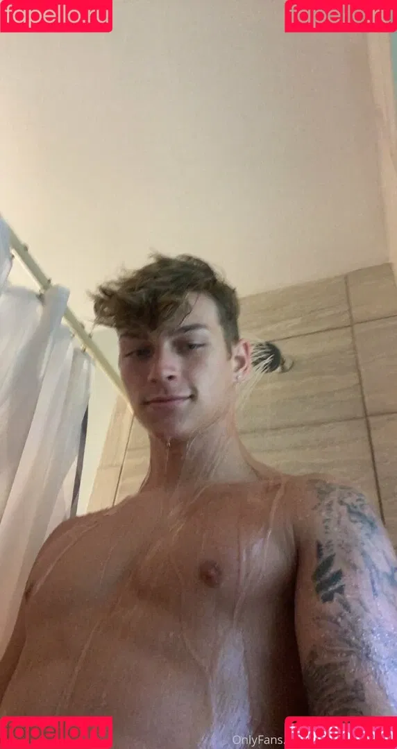 hungodeyfree Onlyfans Photo Gallery 