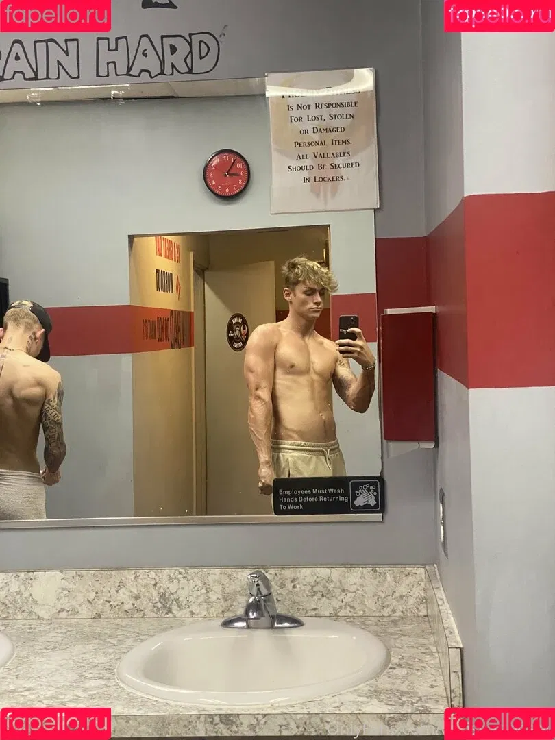hungodeyfree Onlyfans Photo Gallery 