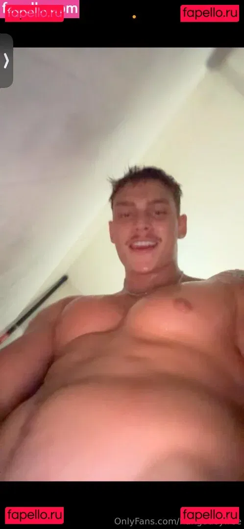 hungodeyfree Onlyfans Photo Gallery 