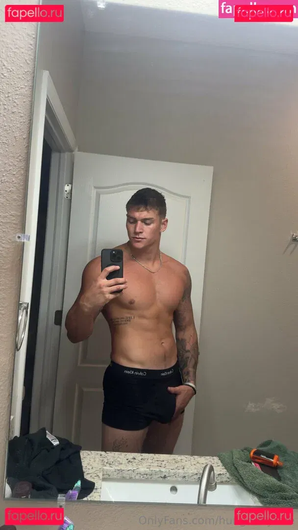 hungodeyfree Onlyfans Photo Gallery 