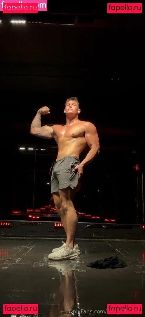 hungodeyfree Onlyfans Photo Gallery 