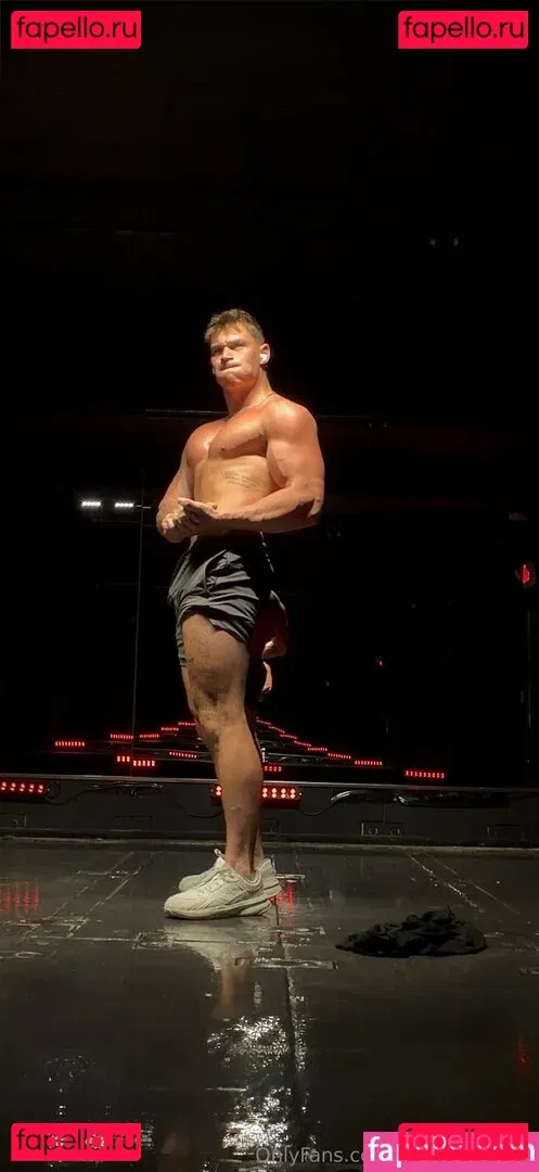 hungodeyfree Onlyfans Photo Gallery 