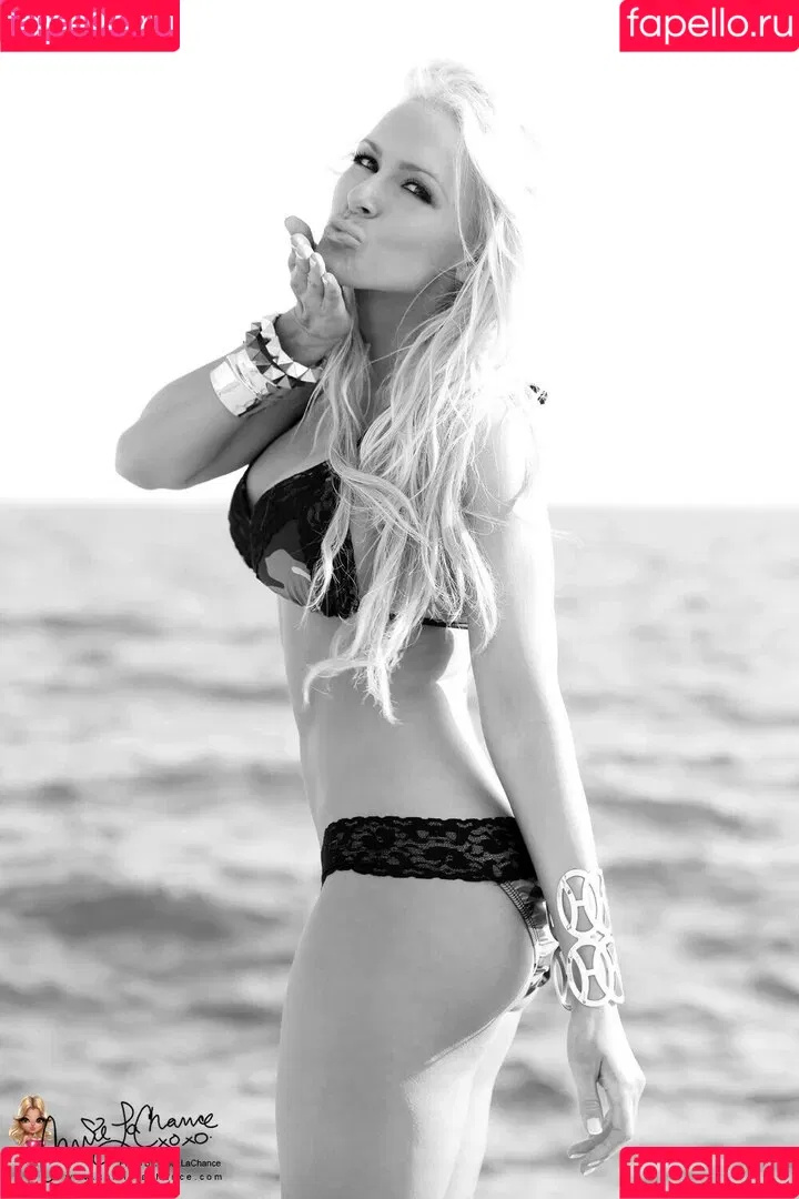 Carrie Lachance Onlyfans Photo Gallery 