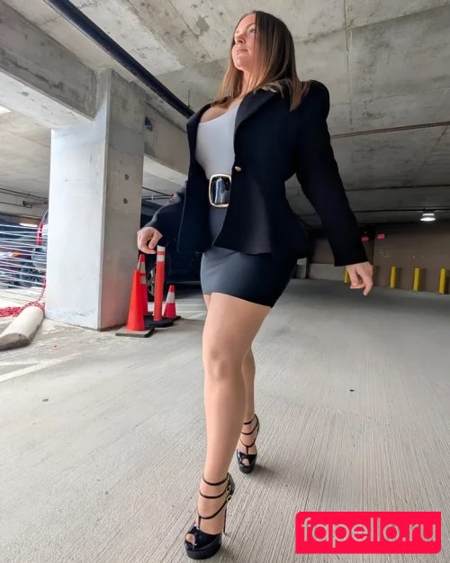 Carrie Lachance Nude Onlyfans Photo 27
