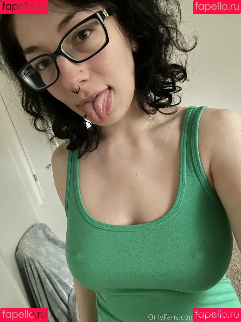 ghostlygothx Onlyfans Photo Gallery 