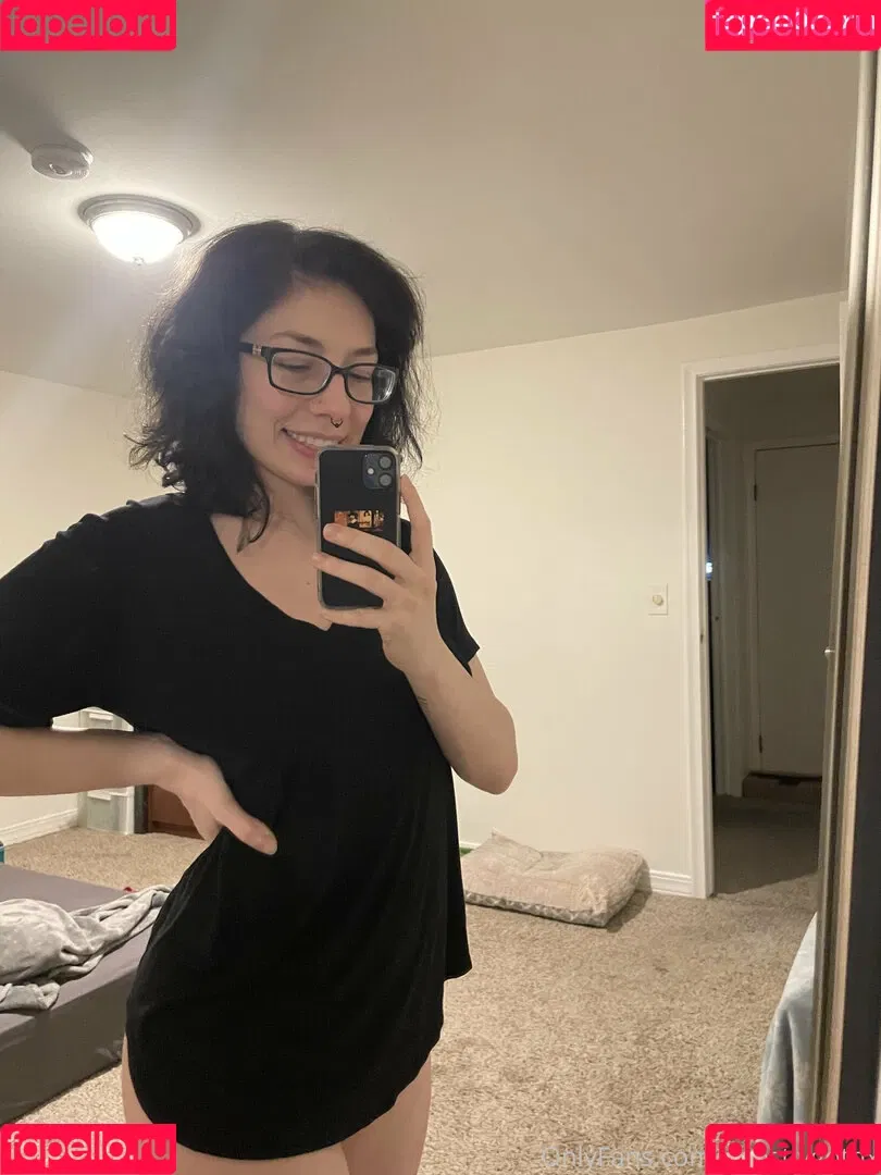 ghostlygothx Onlyfans Photo Gallery 