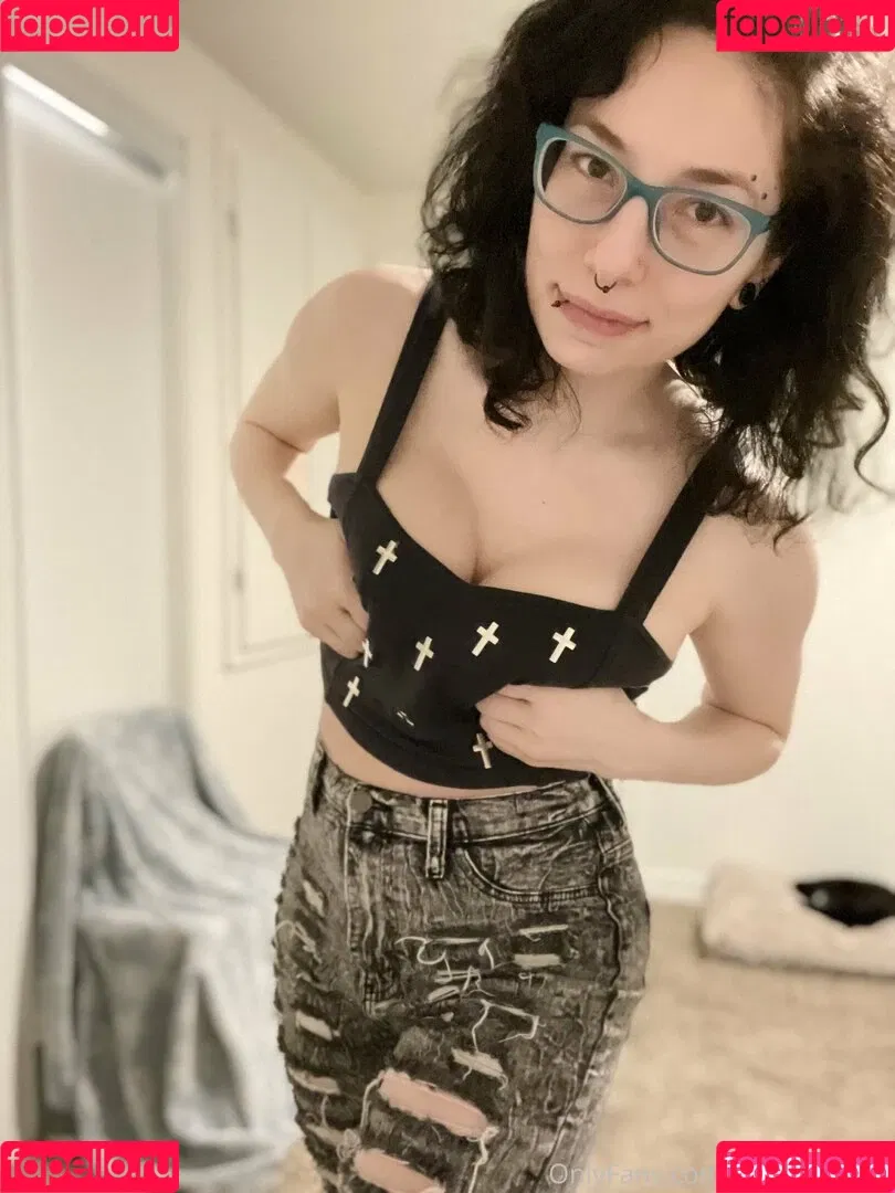 ghostlygothx Onlyfans Photo Gallery 