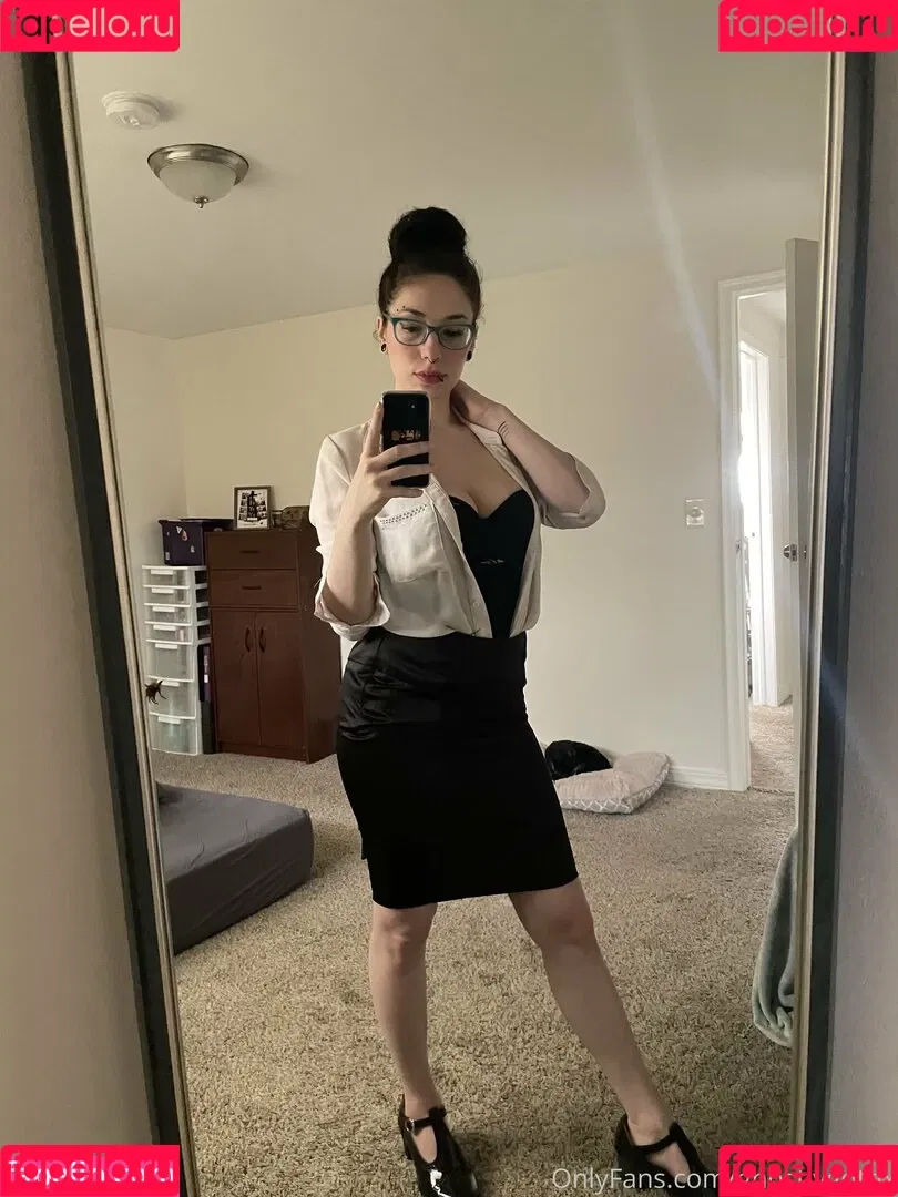 ghostlygothx Onlyfans Photo Gallery 