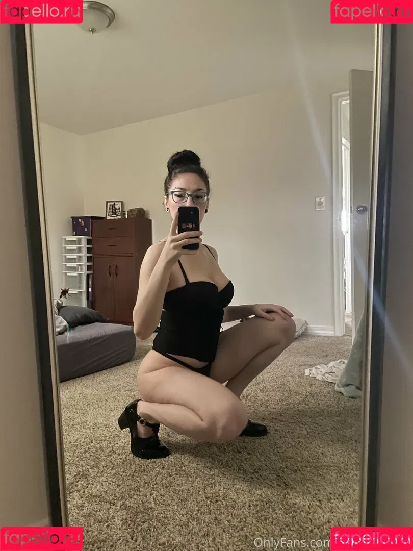 ghostlygothx Onlyfans Photo Gallery 