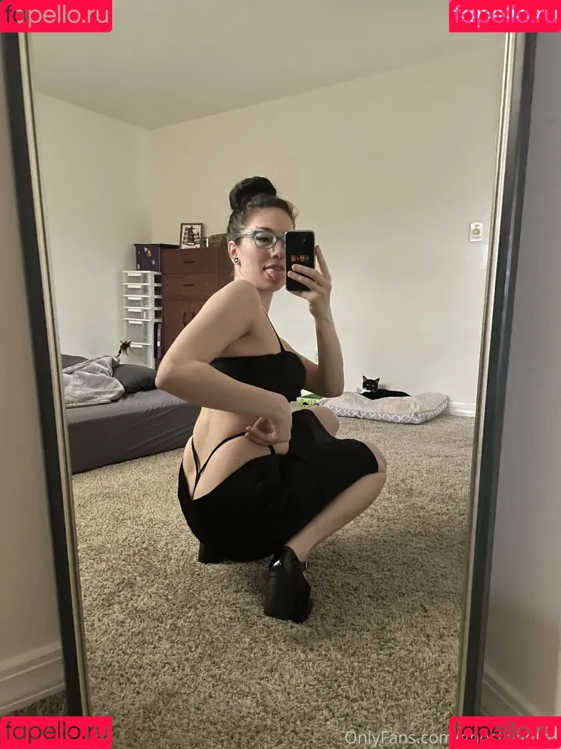 ghostlygothx Onlyfans Photo Gallery 