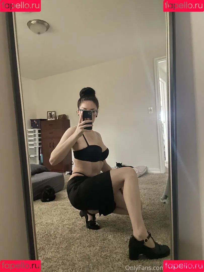 ghostlygothx Onlyfans Photo Gallery 