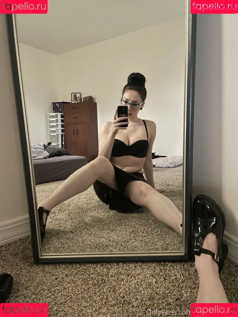 ghostlygothx Onlyfans Photo Gallery 