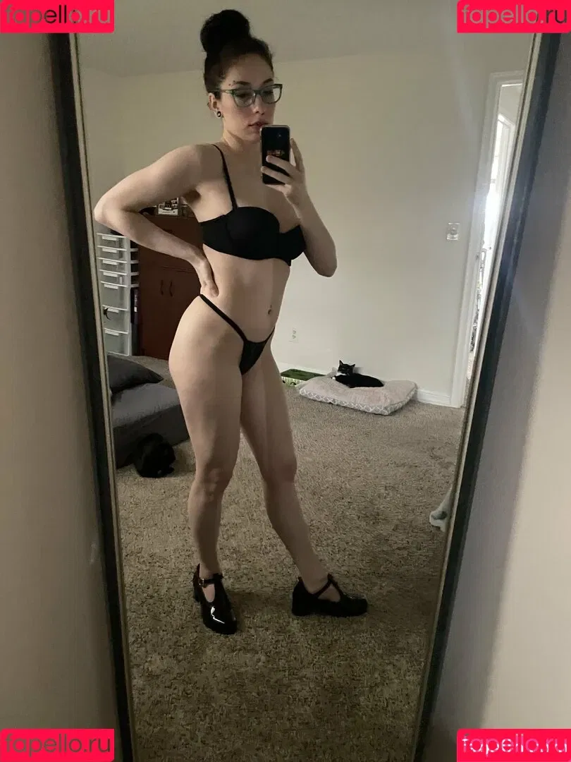 ghostlygothx Onlyfans Photo Gallery 