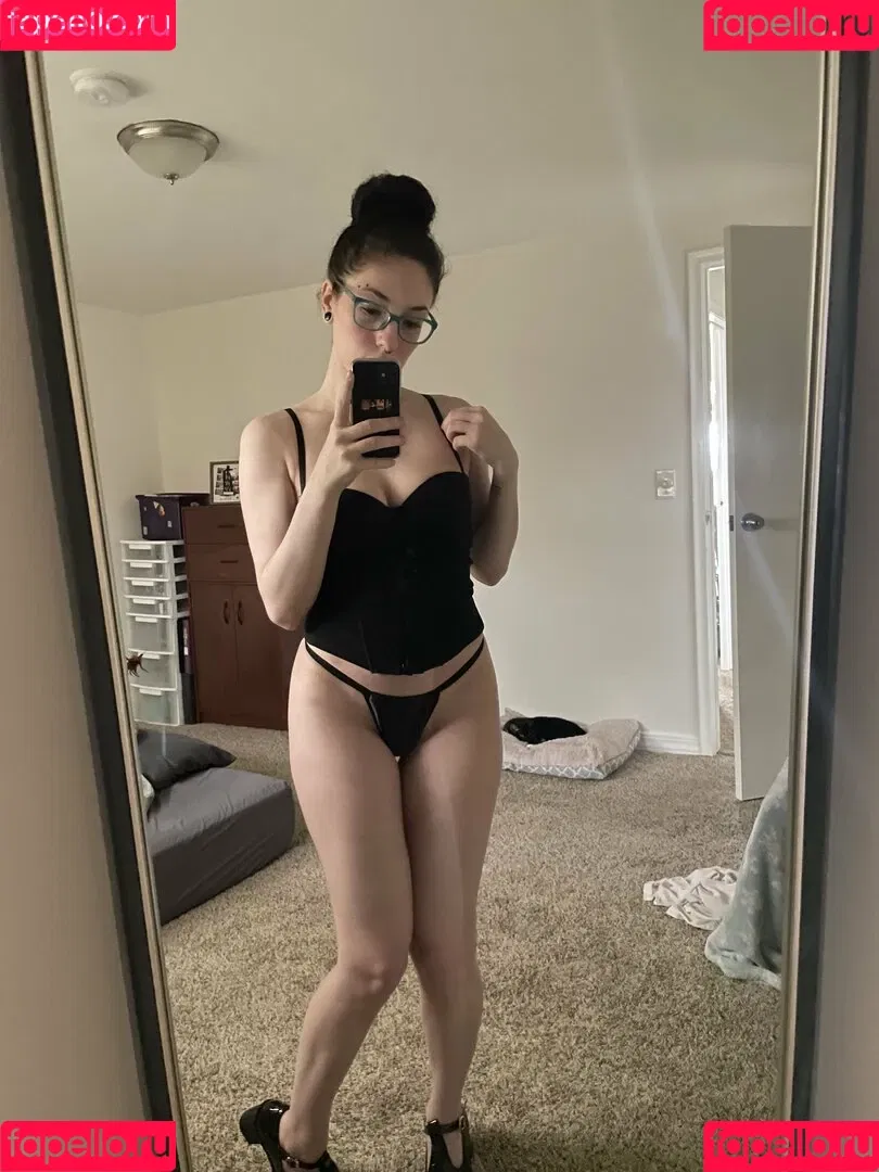 ghostlygothx Onlyfans Photo Gallery 