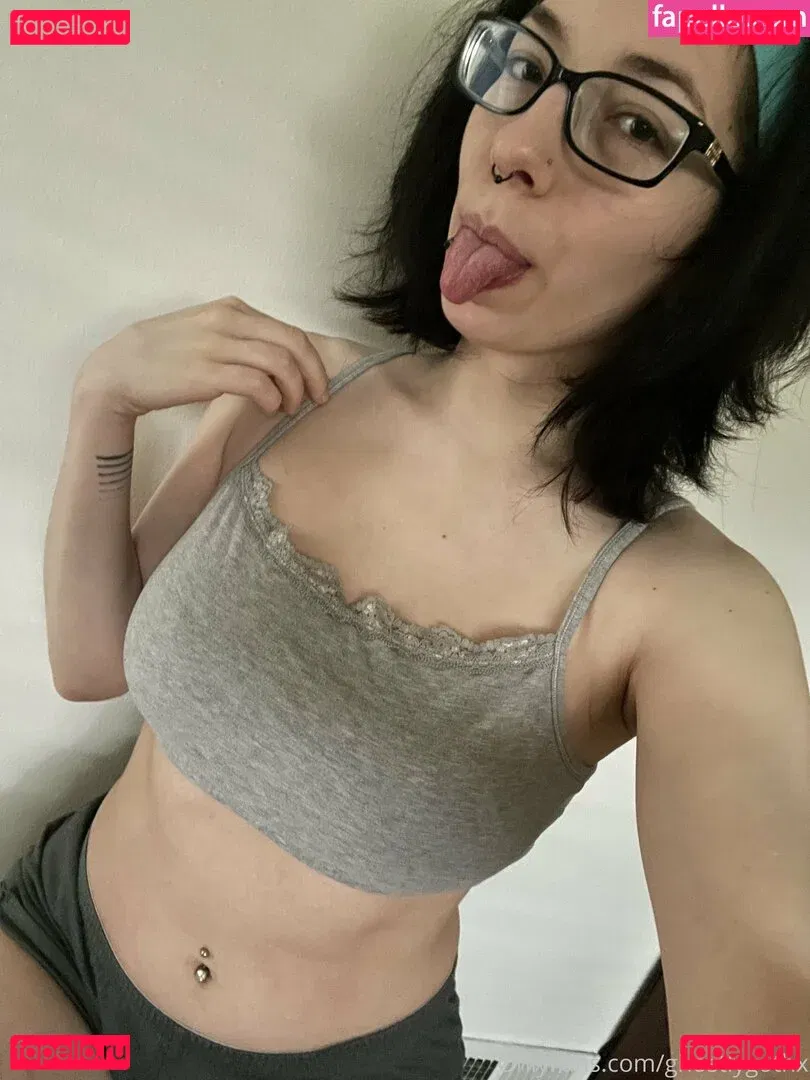 ghostlygothx Onlyfans Photo Gallery 