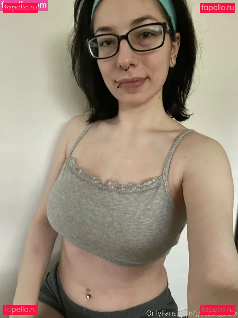 ghostlygothx Onlyfans Photo Gallery 