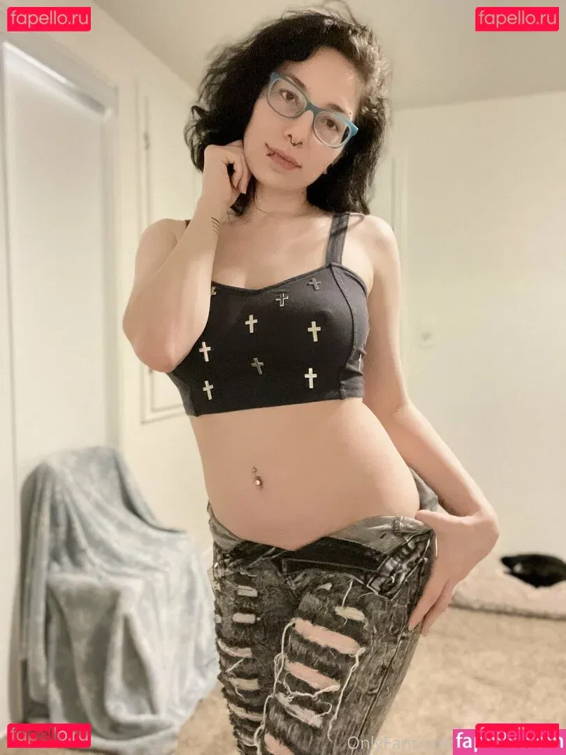 ghostlygothx Onlyfans Photo Gallery 