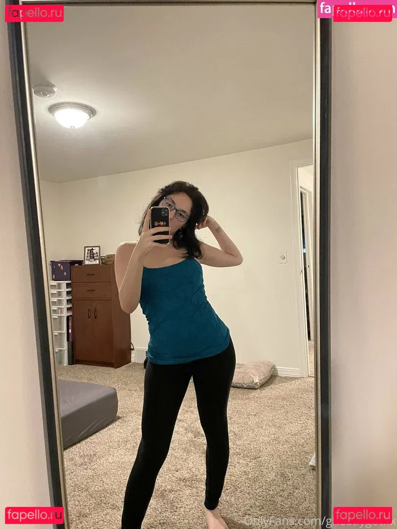 ghostlygothx Onlyfans Photo Gallery 