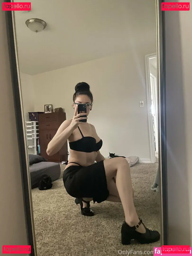 ghostlygothx Onlyfans Photo Gallery 