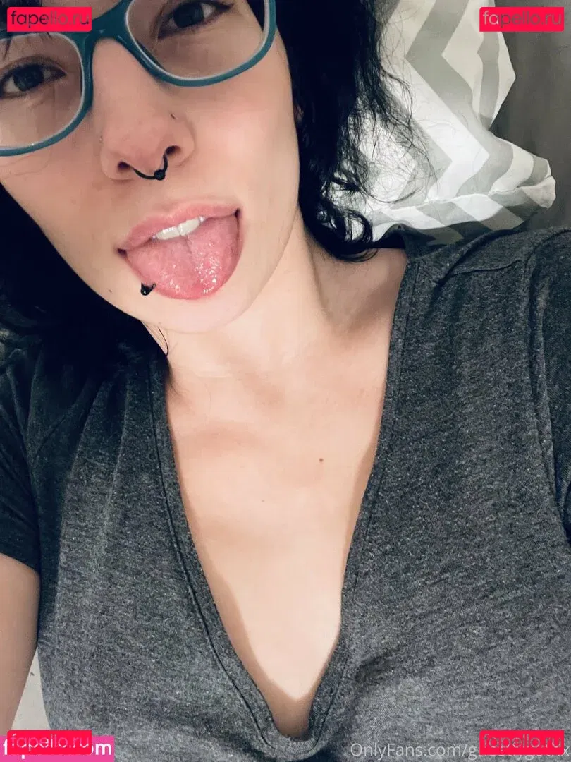 ghostlygothx Onlyfans Photo Gallery 