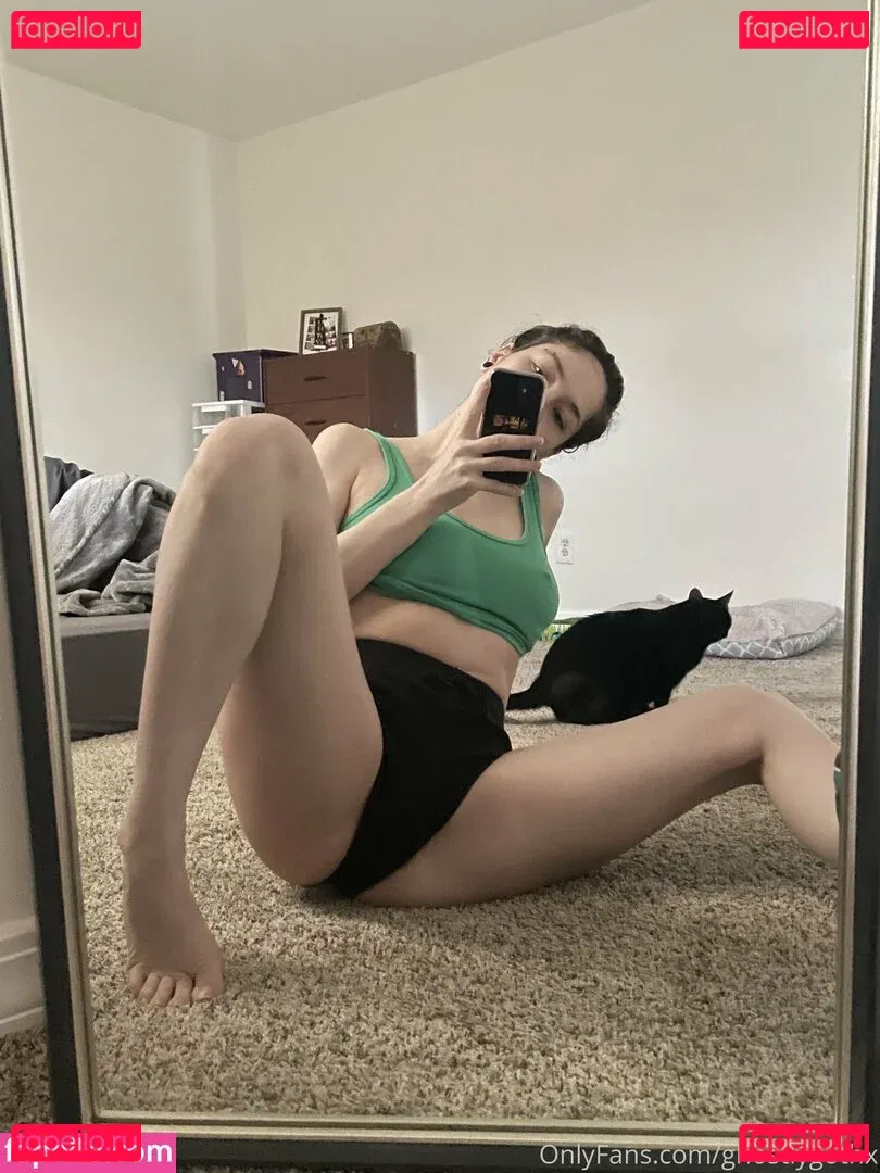 ghostlygothx Onlyfans Photo Gallery 