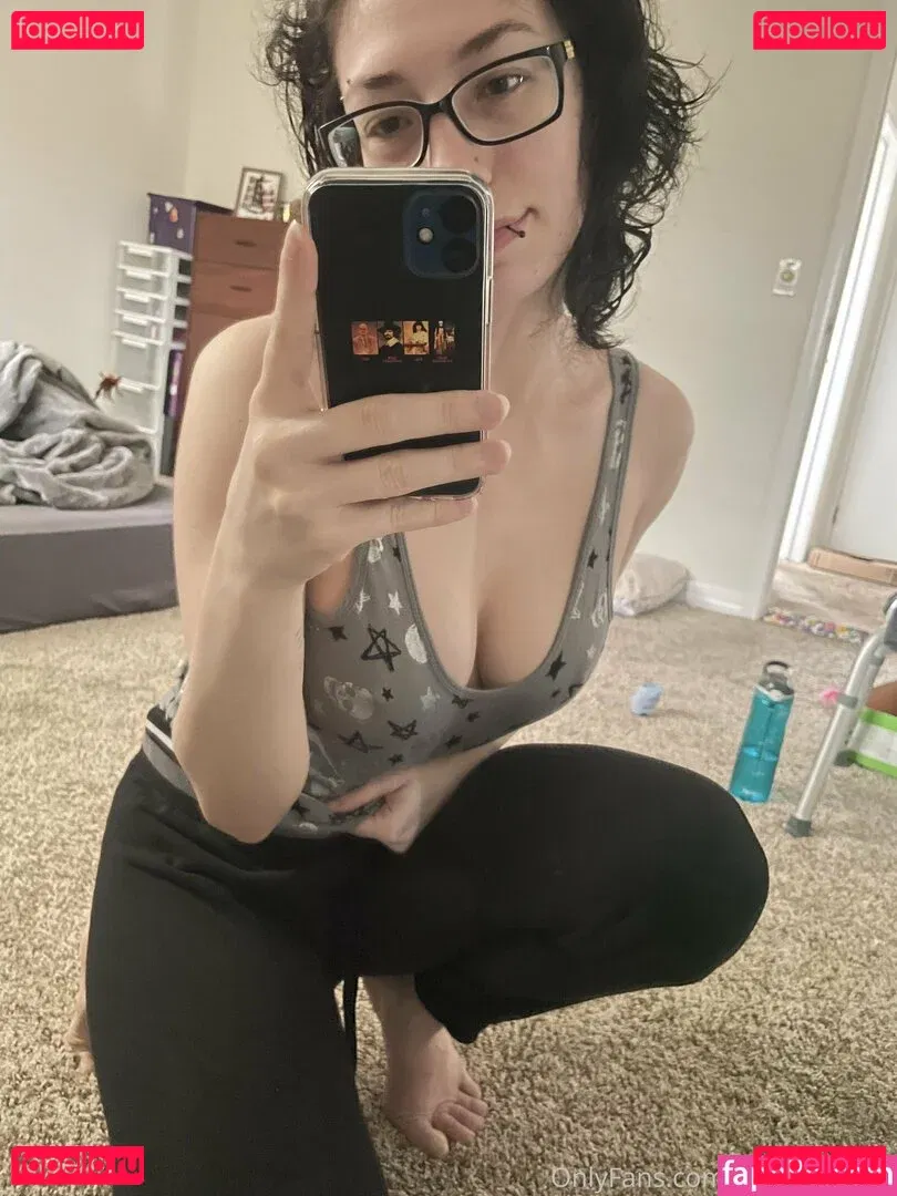 ghostlygothx Onlyfans Photo Gallery 