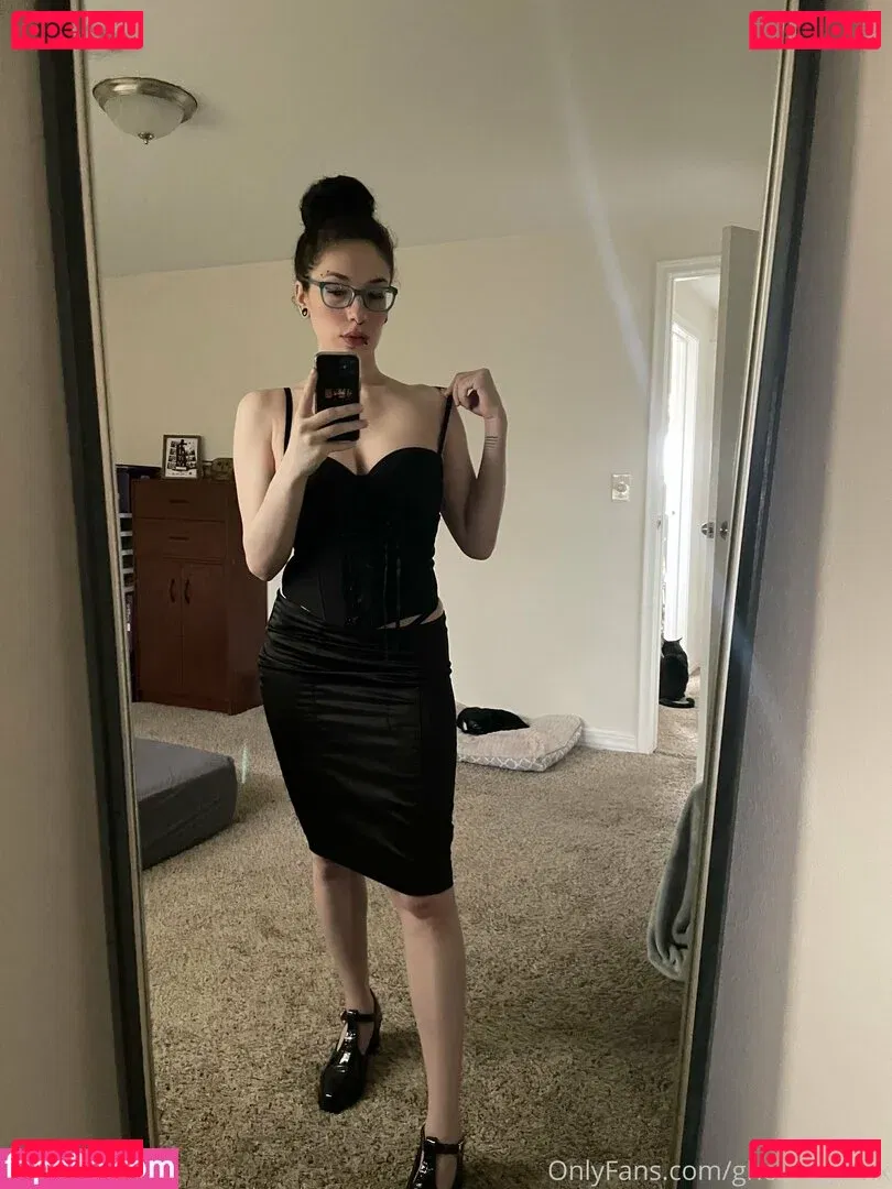ghostlygothx Onlyfans Photo Gallery 