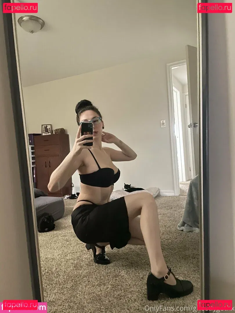 ghostlygothx Onlyfans Photo Gallery 