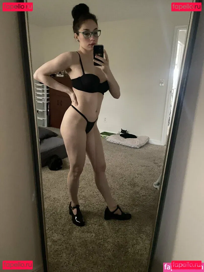 ghostlygothx Onlyfans Photo Gallery 