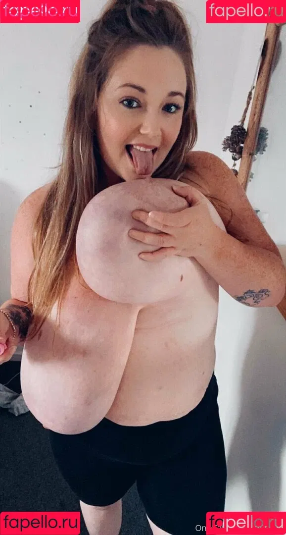 Coco Onlyfans Photo Gallery 