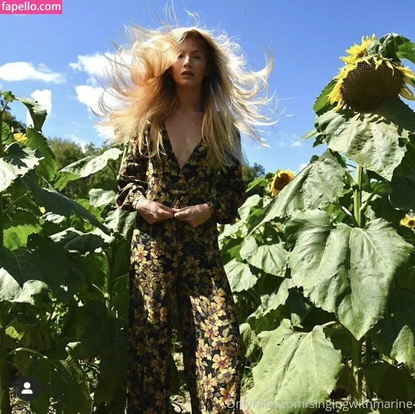 marinesings Onlyfans Photo Gallery 